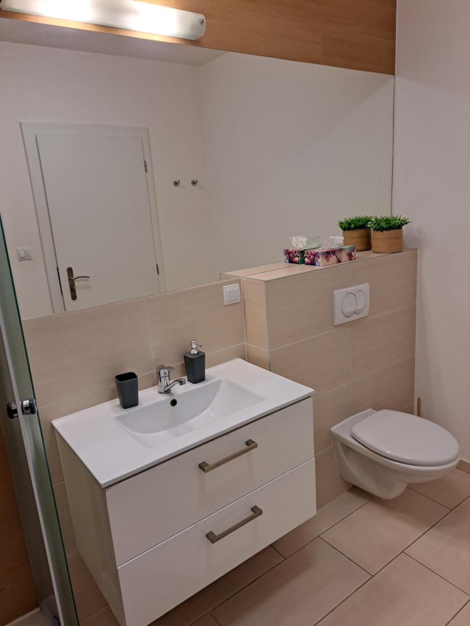 Adam Apartman Кошице Екстериор снимка
